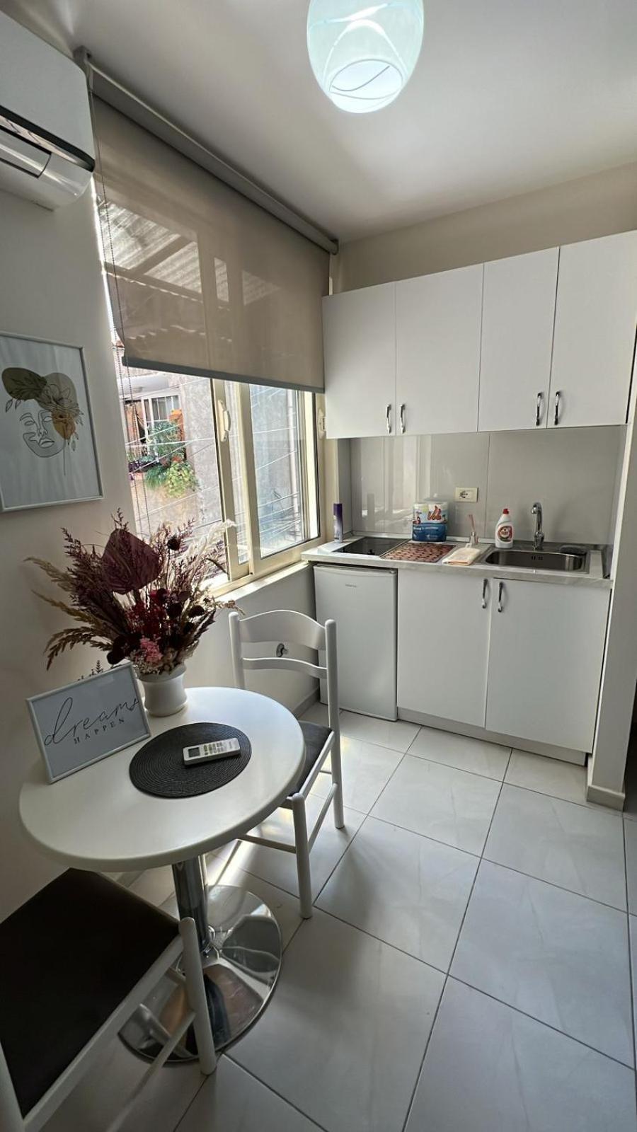 Urban Retreat Apartments Tiranë Eksteriør bilde